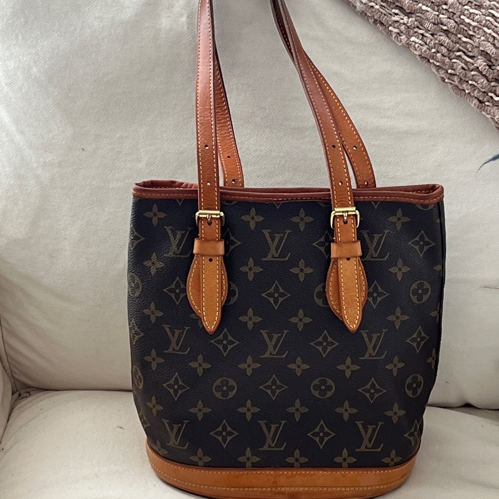 Louis Vuitton Bucket Bag
